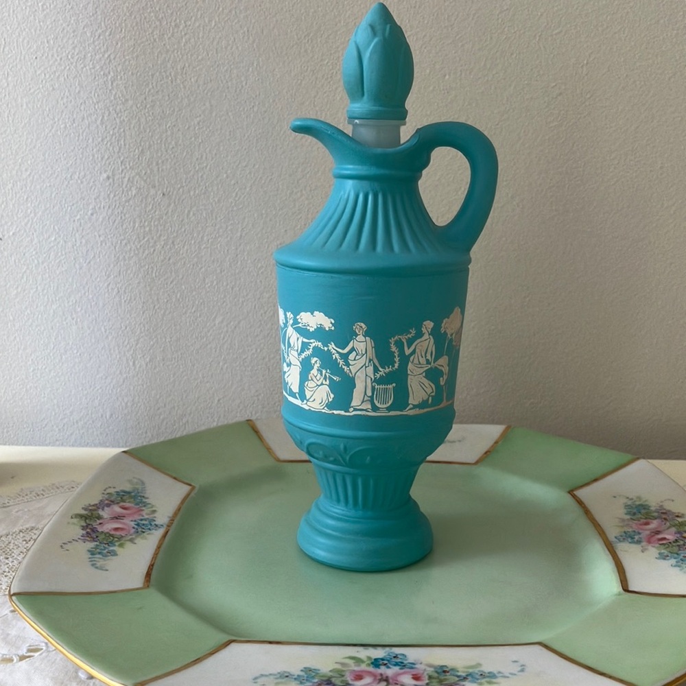 Vintage Avon Skin So Soft Bath Oil Container